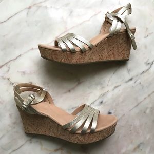 Ugg cork gold wedge sandals sz 8